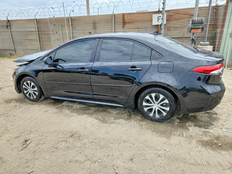 2022 TOYOTA COROLLA LE 2