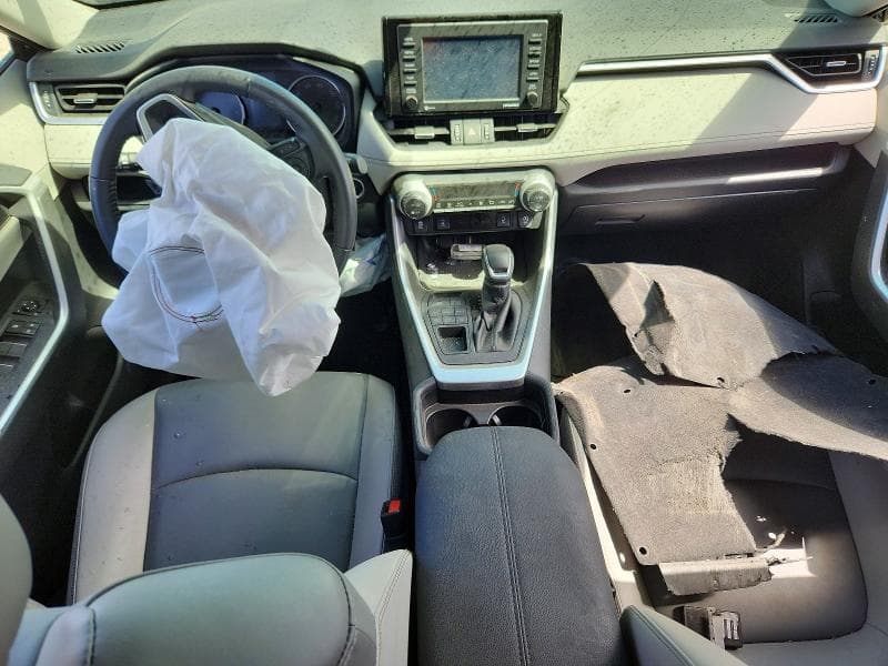 2021 TOYOTA RAV4 XLE PREMIUM 8