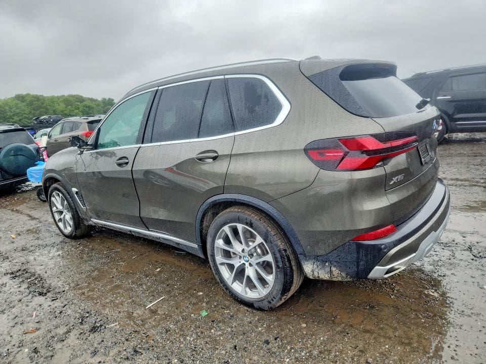 2026 BMW X5 XDRIVE50E 2