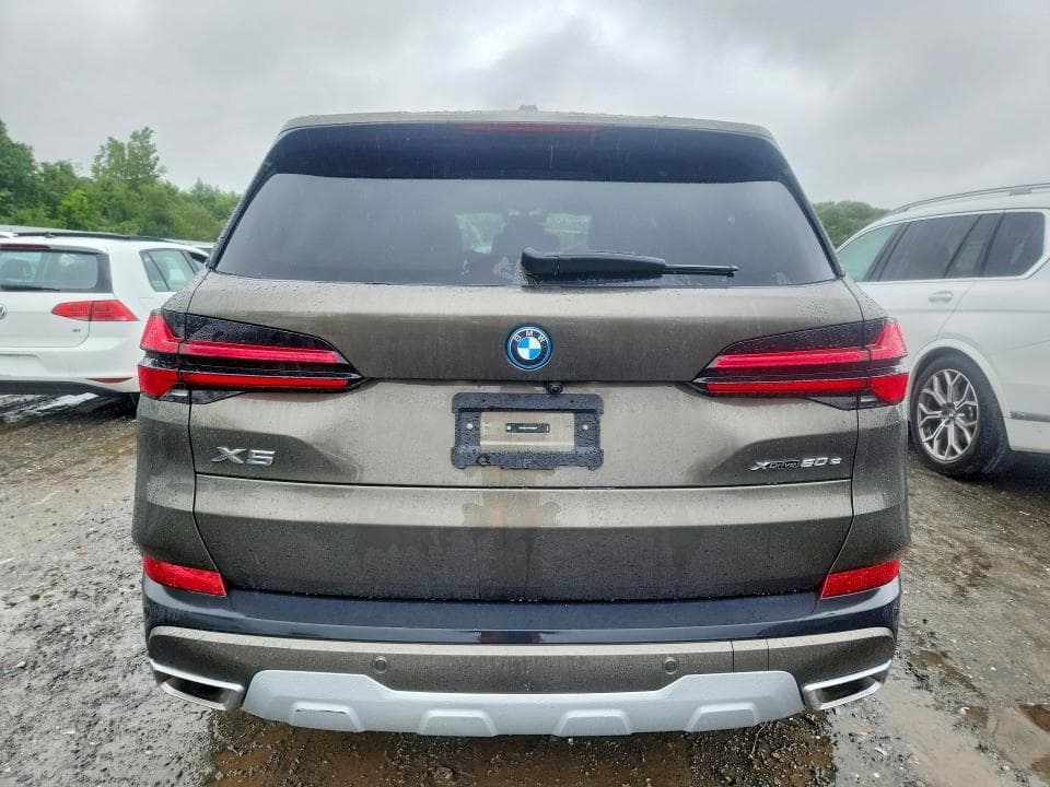 2026 BMW X5 XDRIVE50E 6