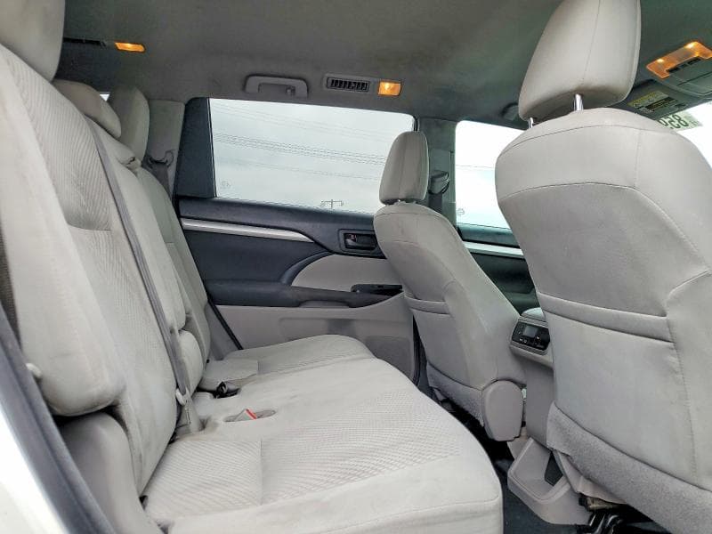 2018 TOYOTA HIGHLANDER LE LE 11