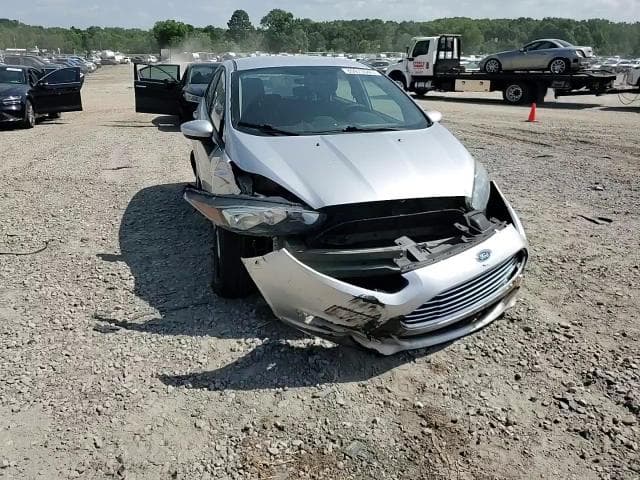2019 FORD FIESTA SE SE 13
