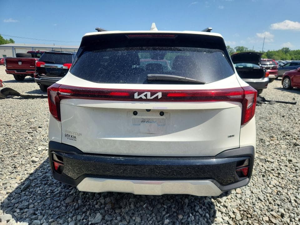 2024 KIA SELTOS S 6