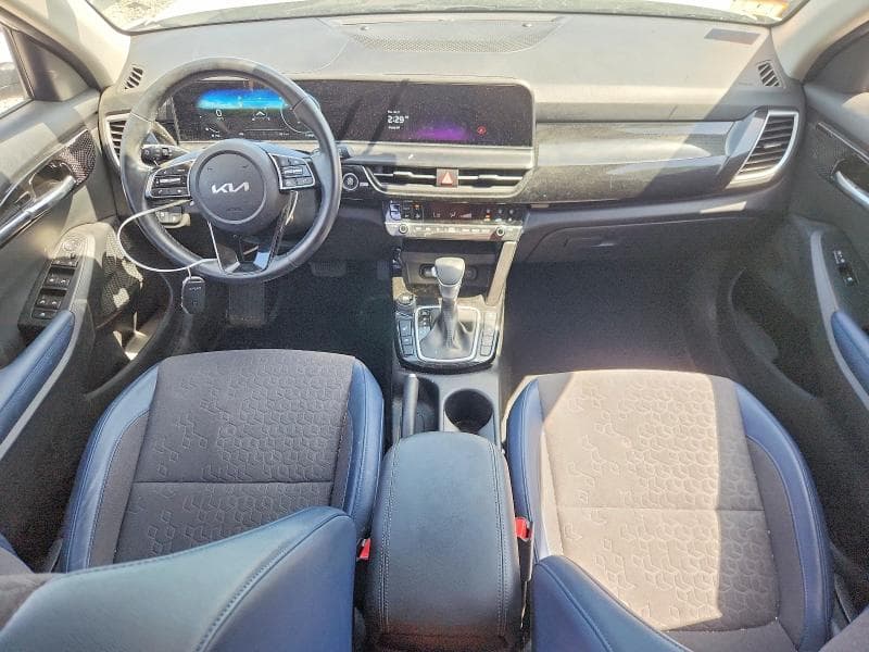 2024 KIA SELTOS S 8