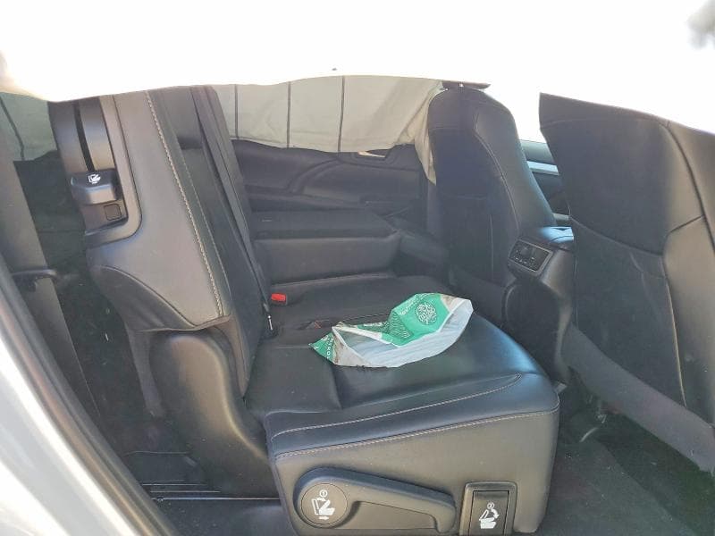 2019 TOYOTA HIGHLANDER XLE 10