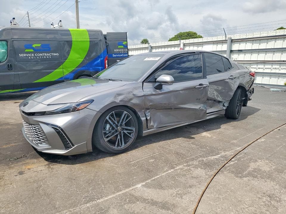 2025 TOYOTA CAMRY XSE - 1