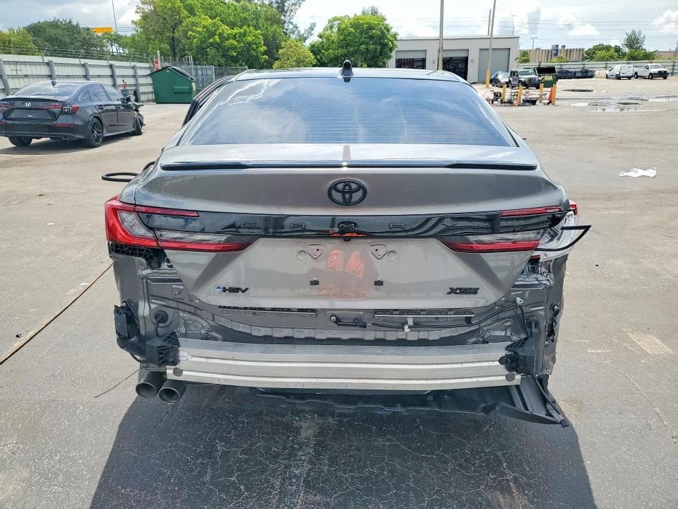 2025 TOYOTA CAMRY XSE 6