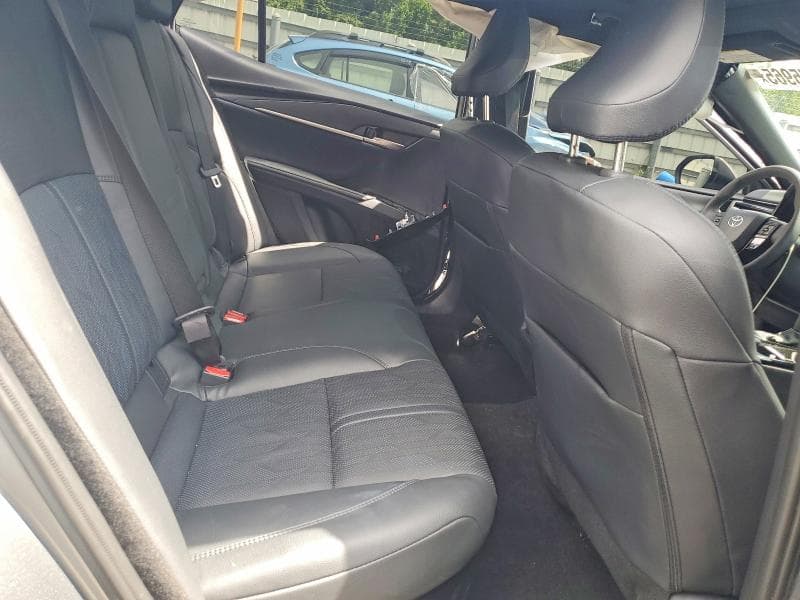 2025 TOYOTA CAMRY XSE 10