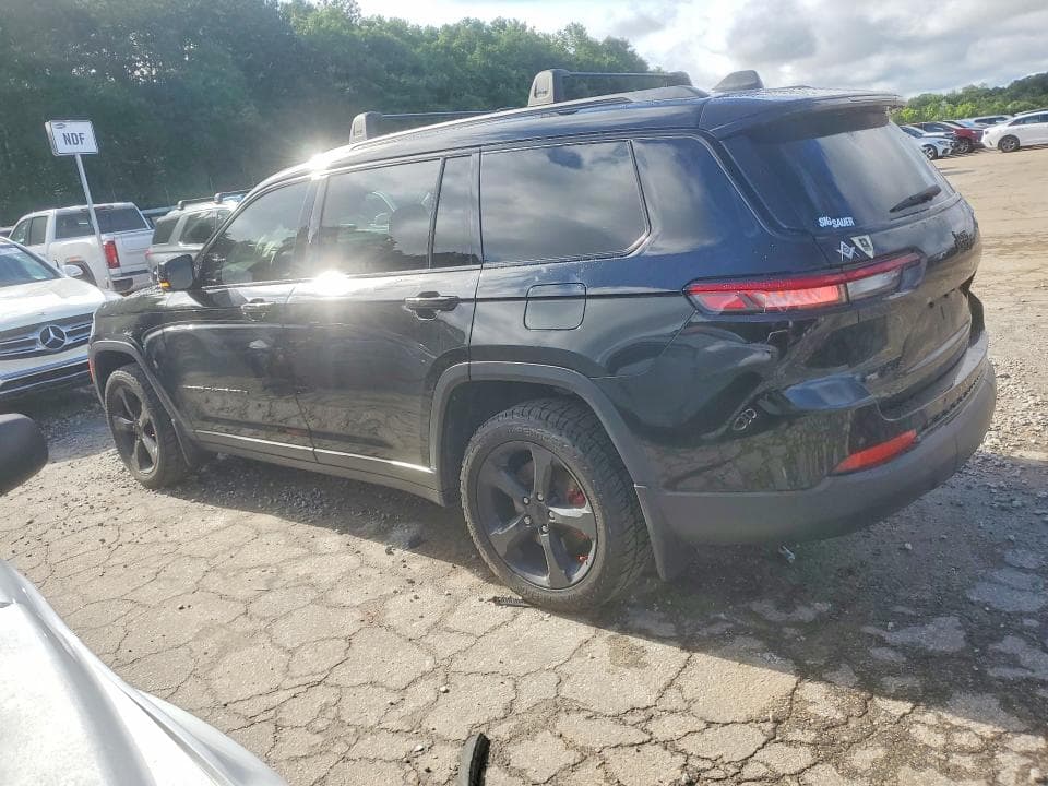 2021 JEEP GRAND CHEROKEE L LAREDO 2