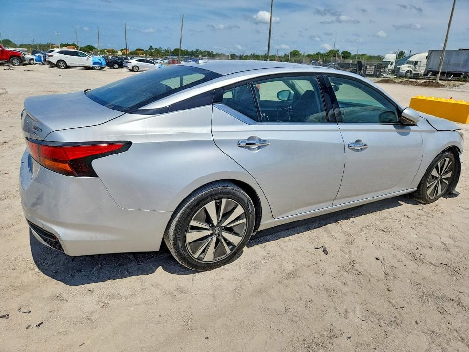 2019 NISSAN ALTIMA SL 3