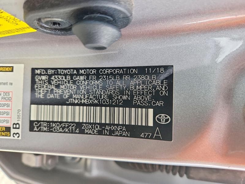 2019 TOYOTA C-HR XLE 13