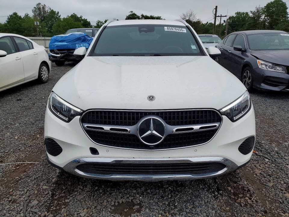 2025 MERCEDES-BENZ GLC 300 4MATIC 5