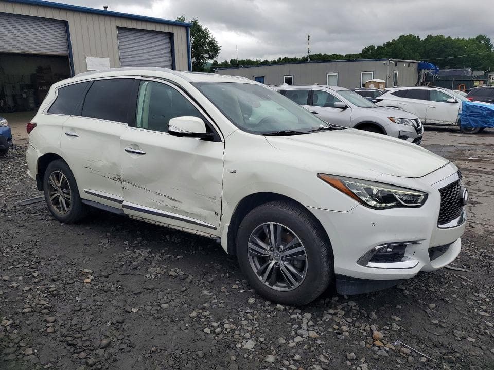 2019 INFINITI QX60 LUXE 4