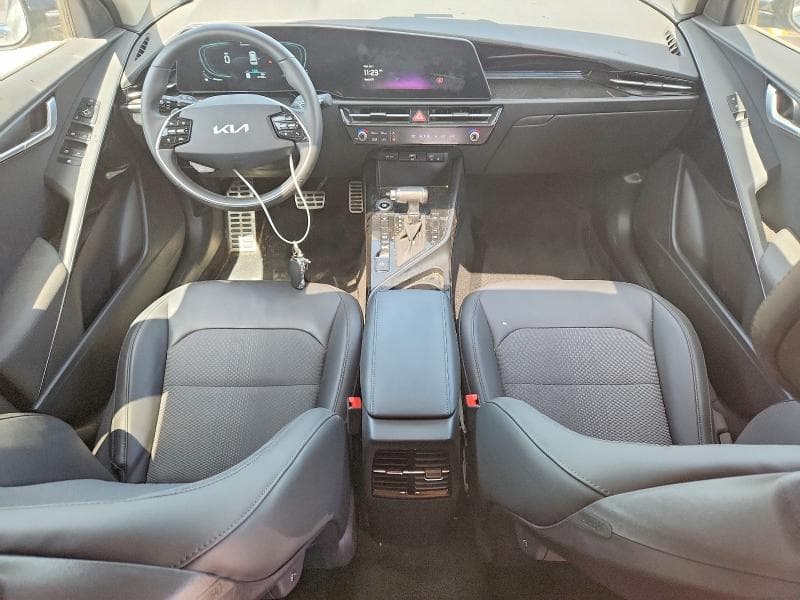 2023 KIA NIRO EX 8