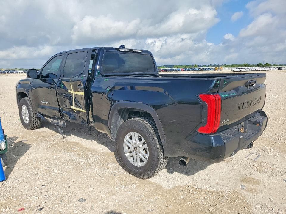 2022 TOYOTA TUNDRA CREWMAX SR5 CREWMAX SR5 2