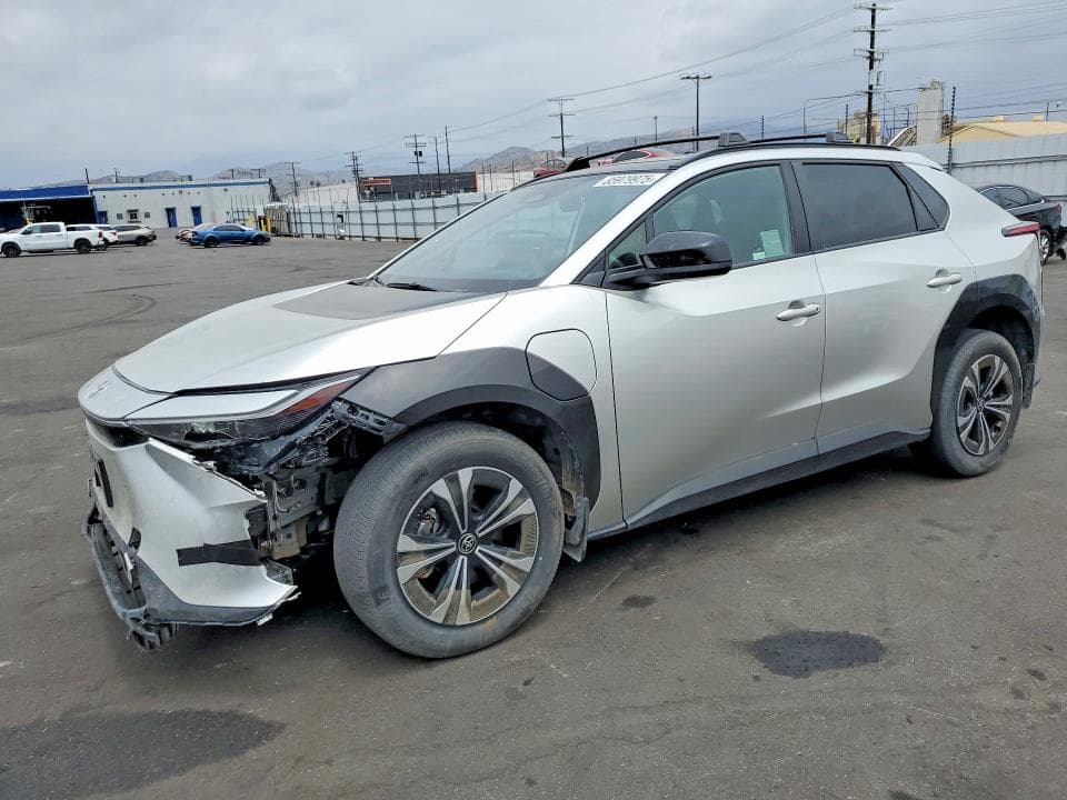 2024 TOYOTA BZ4X XLE - 1