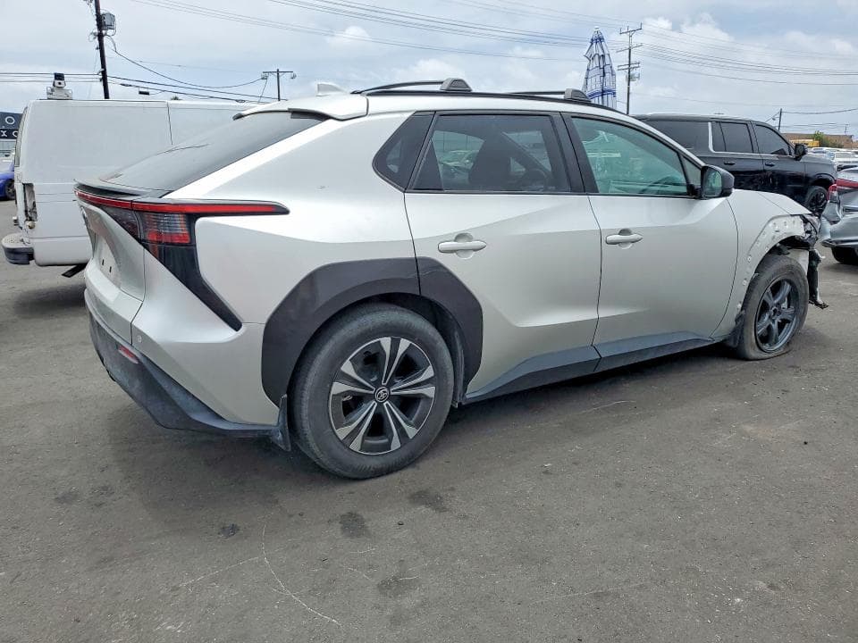 2024 TOYOTA BZ4X XLE 3
