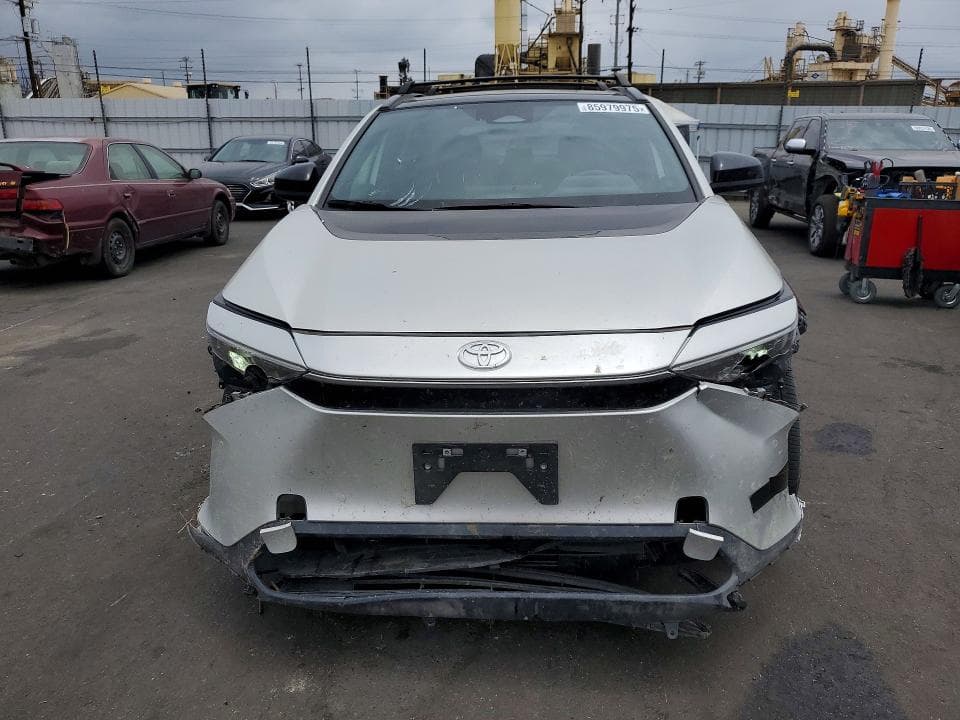 2024 TOYOTA BZ4X XLE 5