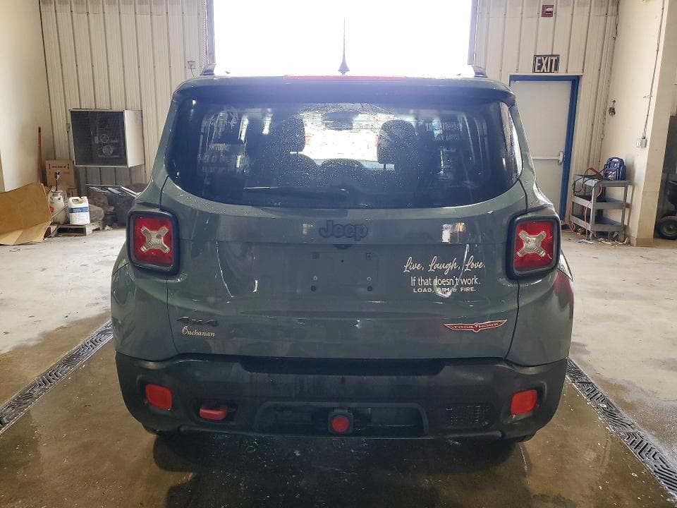 2017 JEEP RENEGADE TRAILHAWK 6