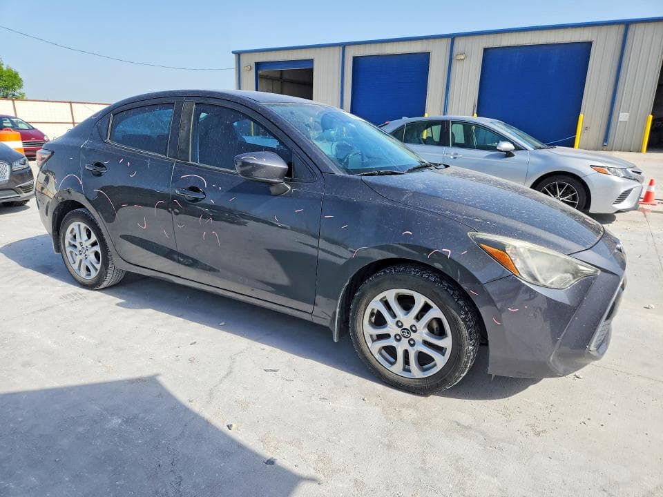 2017 TOYOTA YARIS IA BASE 4