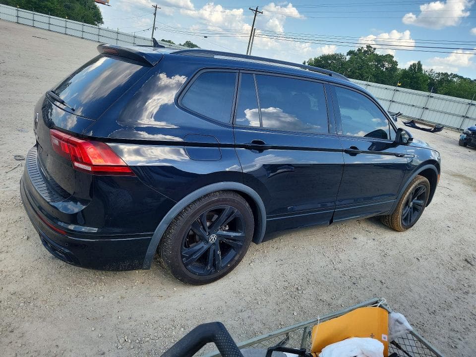 2023 VOLKSWAGEN TIGUAN SE R-LINE BLACK 3