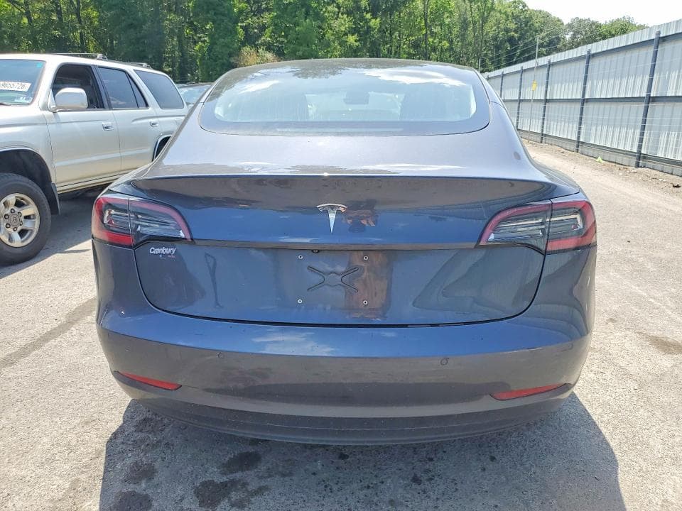 2017 TESLA MODEL 3 6