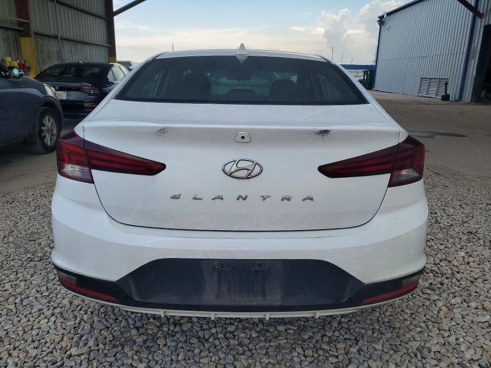 2020 HYUNDAI ELANTRA SEL 6
