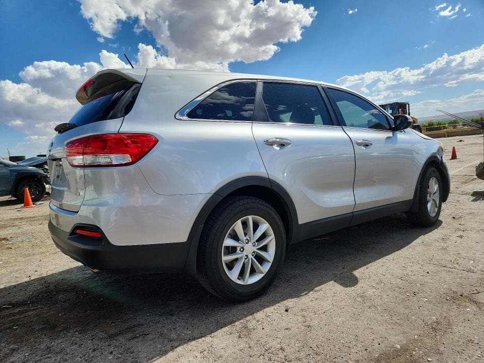2018 KIA SORENTO L 3