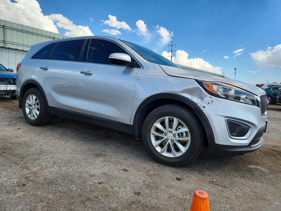 2018 KIA SORENTO L 4