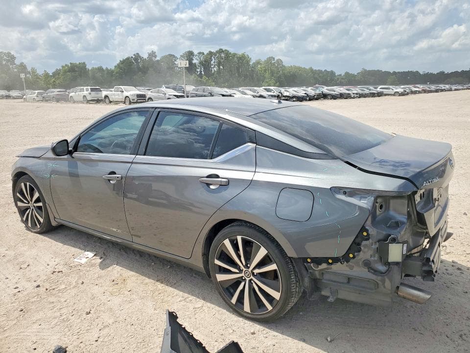 2021 NISSAN ALTIMA SR 2
