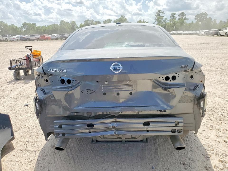 2021 NISSAN ALTIMA SR 6
