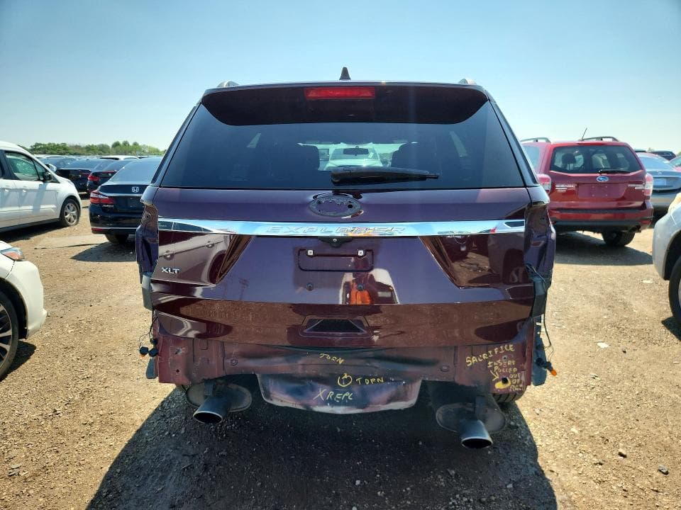 2018 FORD EXPLORER XLT 6