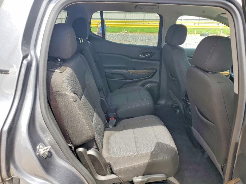 2021 GMC ACADIA SLE 11