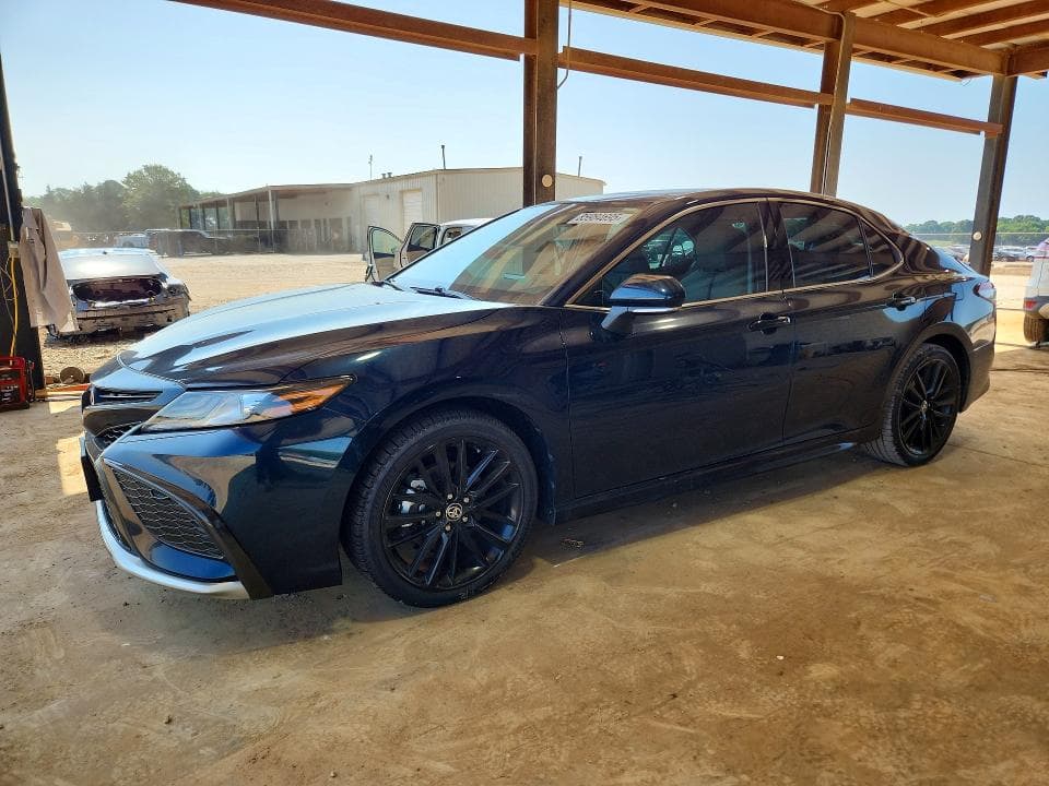2021 TOYOTA CAMRY XSE - 1