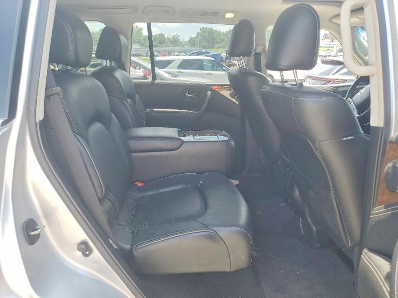 2017 INFINITI QX80 BASE 10