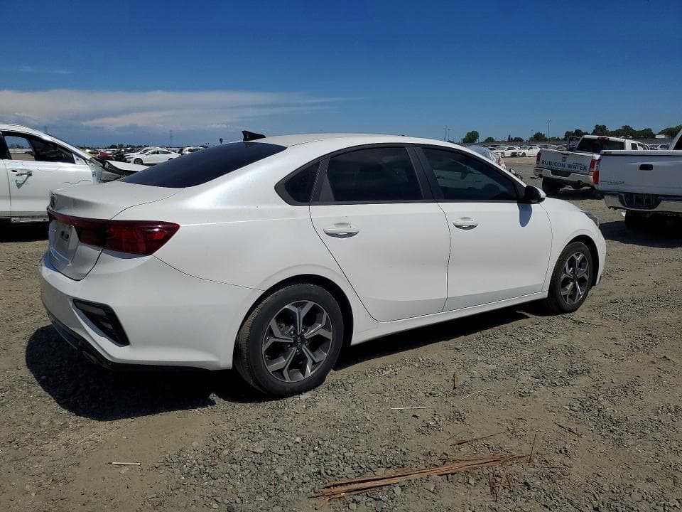 2021 KIA FORTE LXS 3