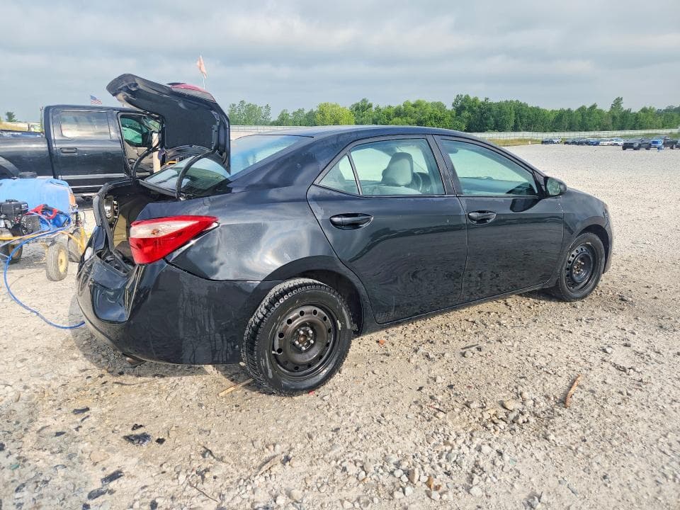 2018 TOYOTA COROLLA LE 3