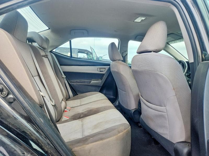 2018 TOYOTA COROLLA LE 10