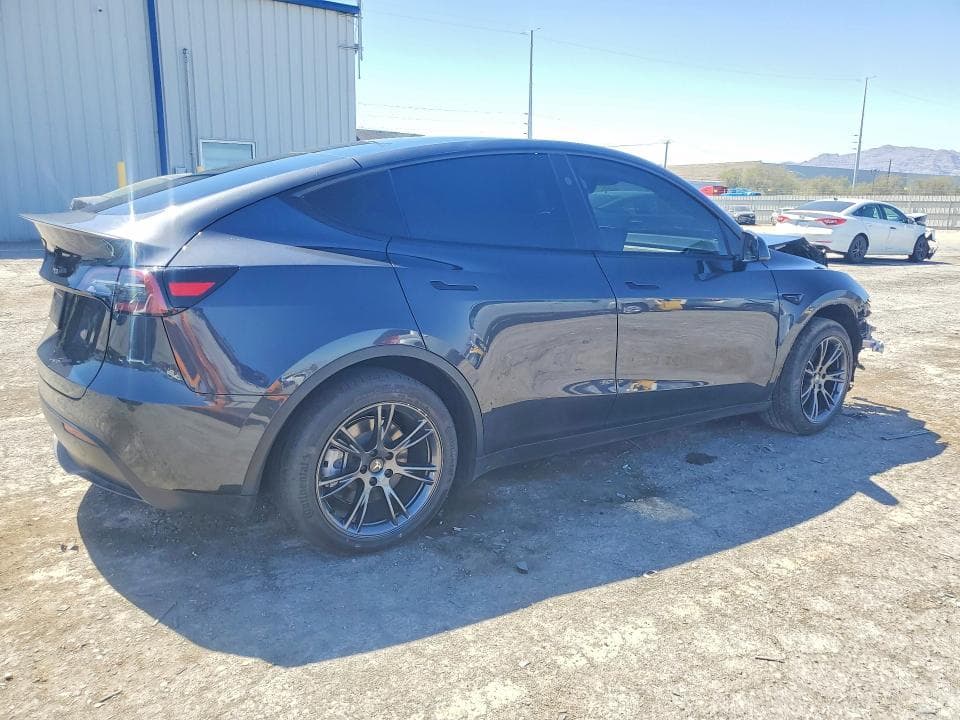 2024 TESLA MODEL Y 3