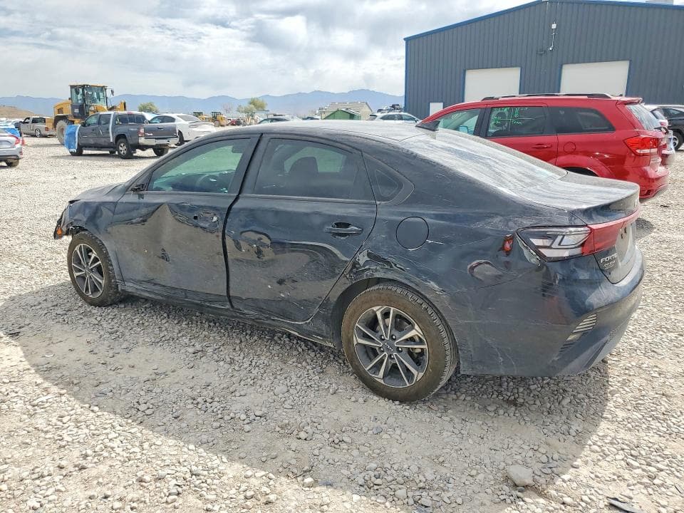 2024 KIA FORTE LXS 2
