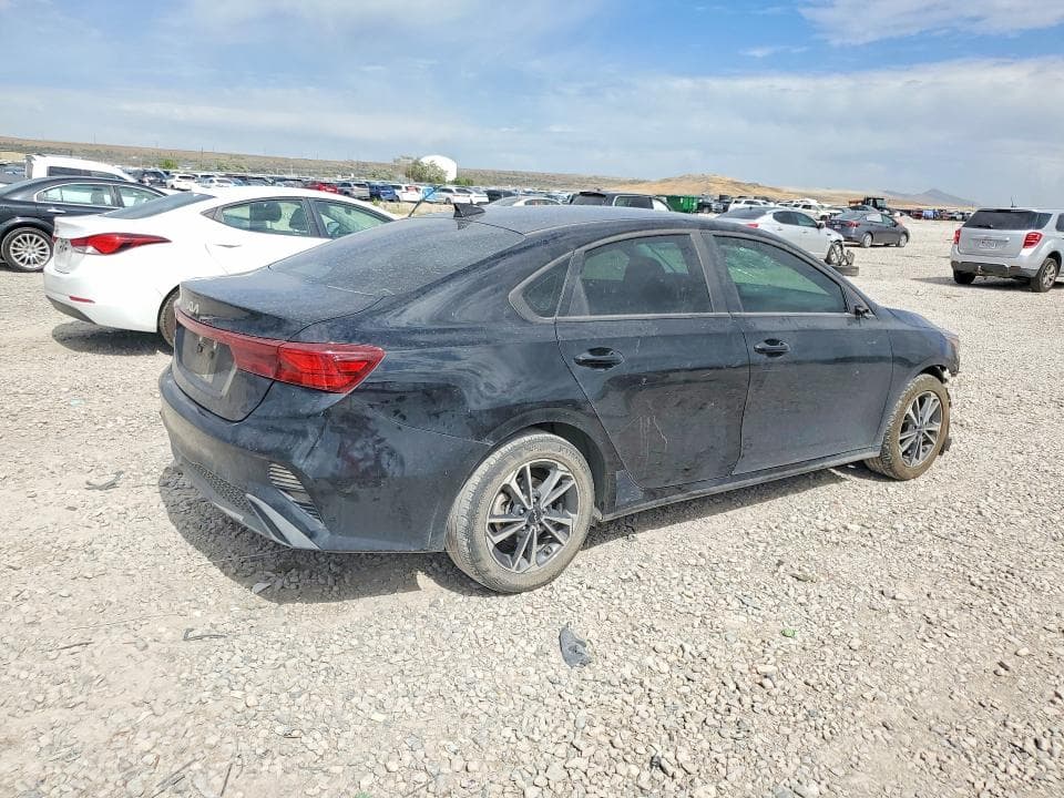 2024 KIA FORTE LXS 3
