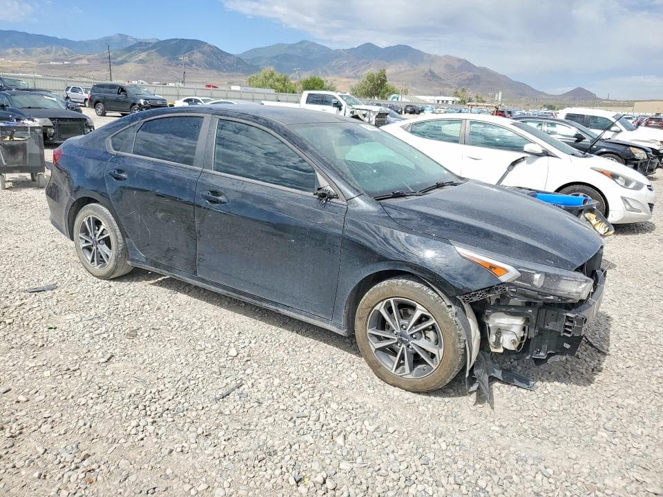2024 KIA FORTE LXS 4