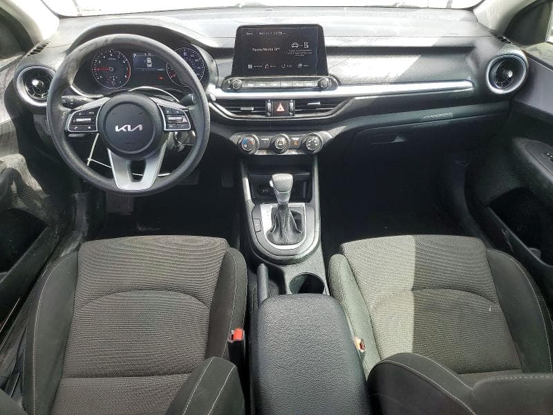 2024 KIA FORTE LXS 8