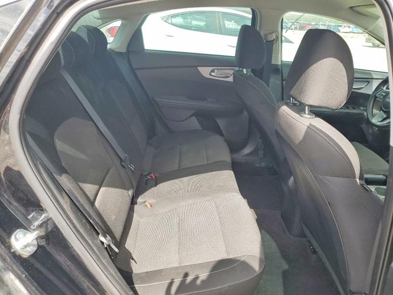 2024 KIA FORTE LXS 10