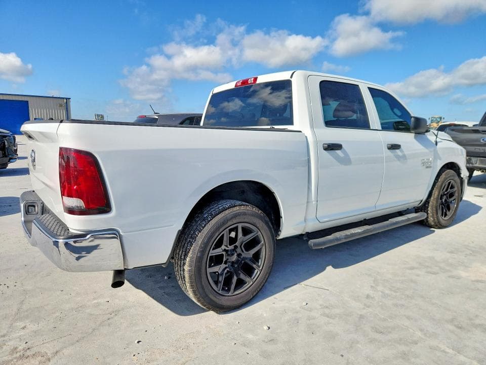 2022 RAM 1500 CLASSIC SLT SLT 3