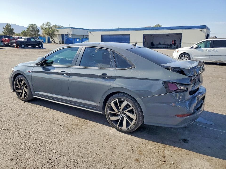 2019 VOLKSWAGEN JETTA GLI 2