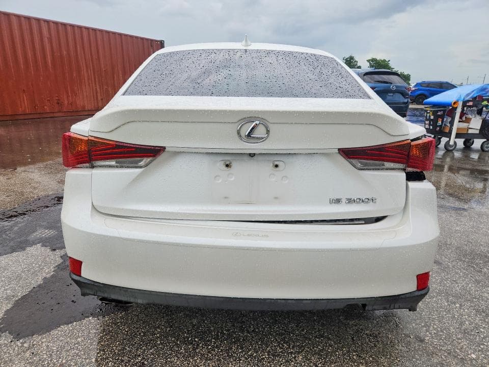 2017 LEXUS IS 200T 6