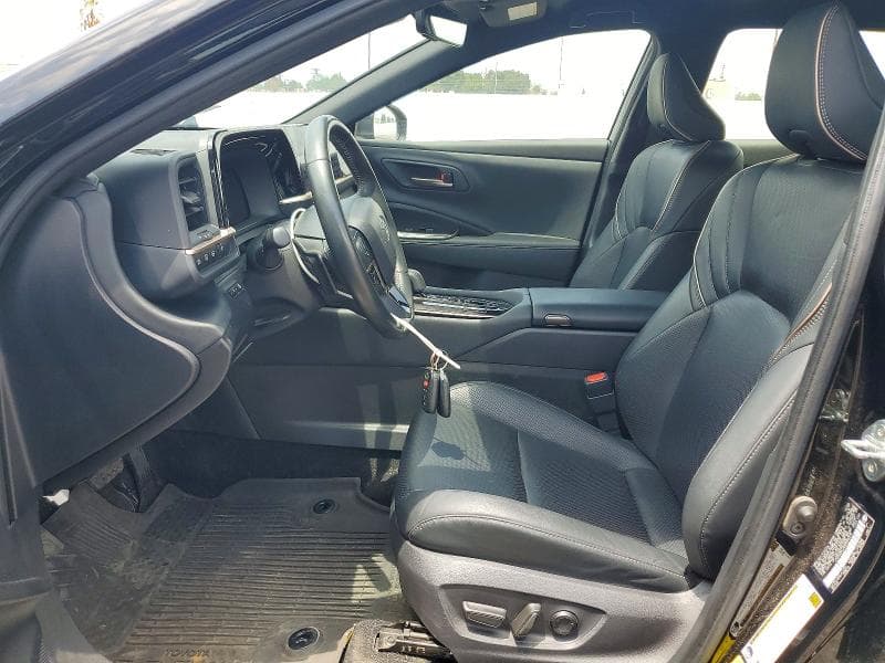 2025 TOYOTA CROWN SIGNIA XLE 7