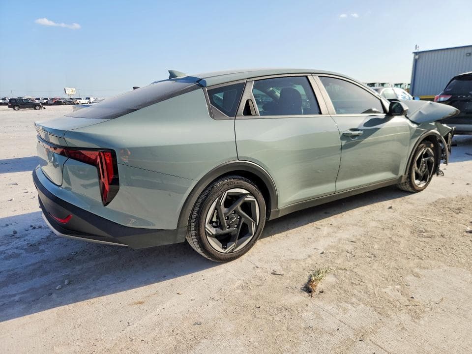 2025 KIA K4 EX 3