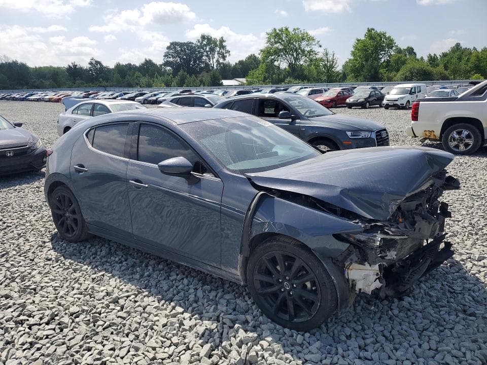 2021 MAZDA 3 PREMIUM 4